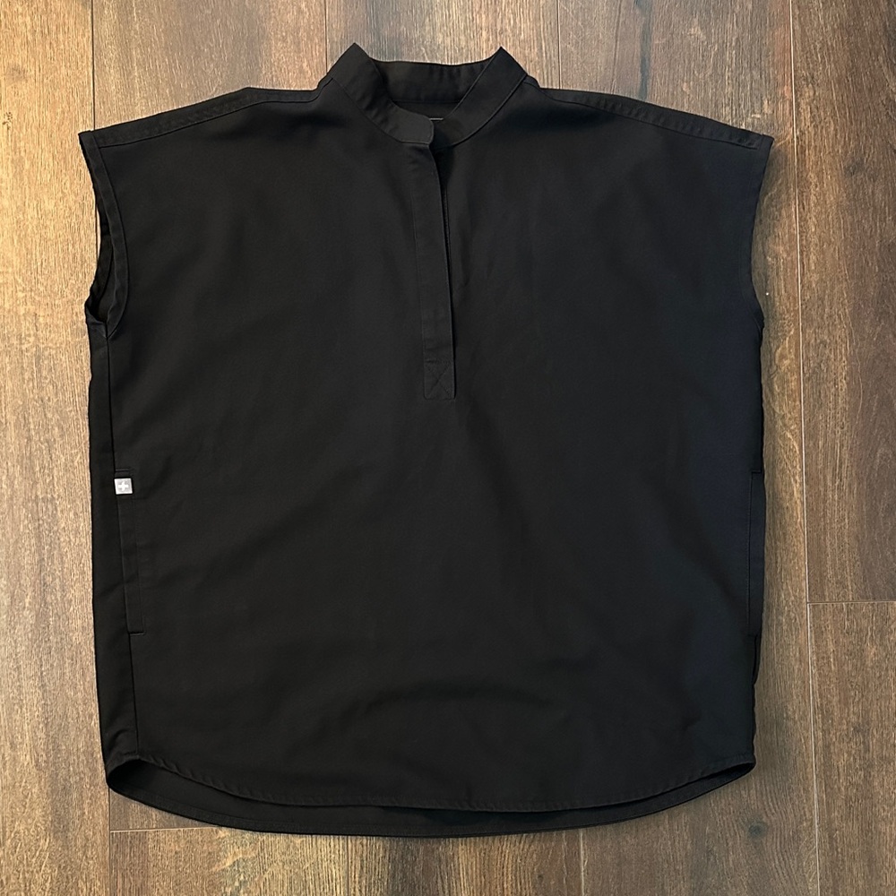 Figs Black Short Sleeve Top
